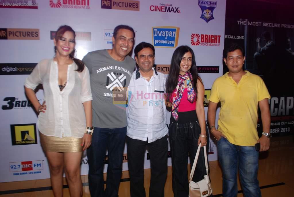Vindu Dara Singh, Tanisha Singh, Shibani Kashyap  at Escape Plan screening in Cinemax, Mumbai on 17th Oct 2013