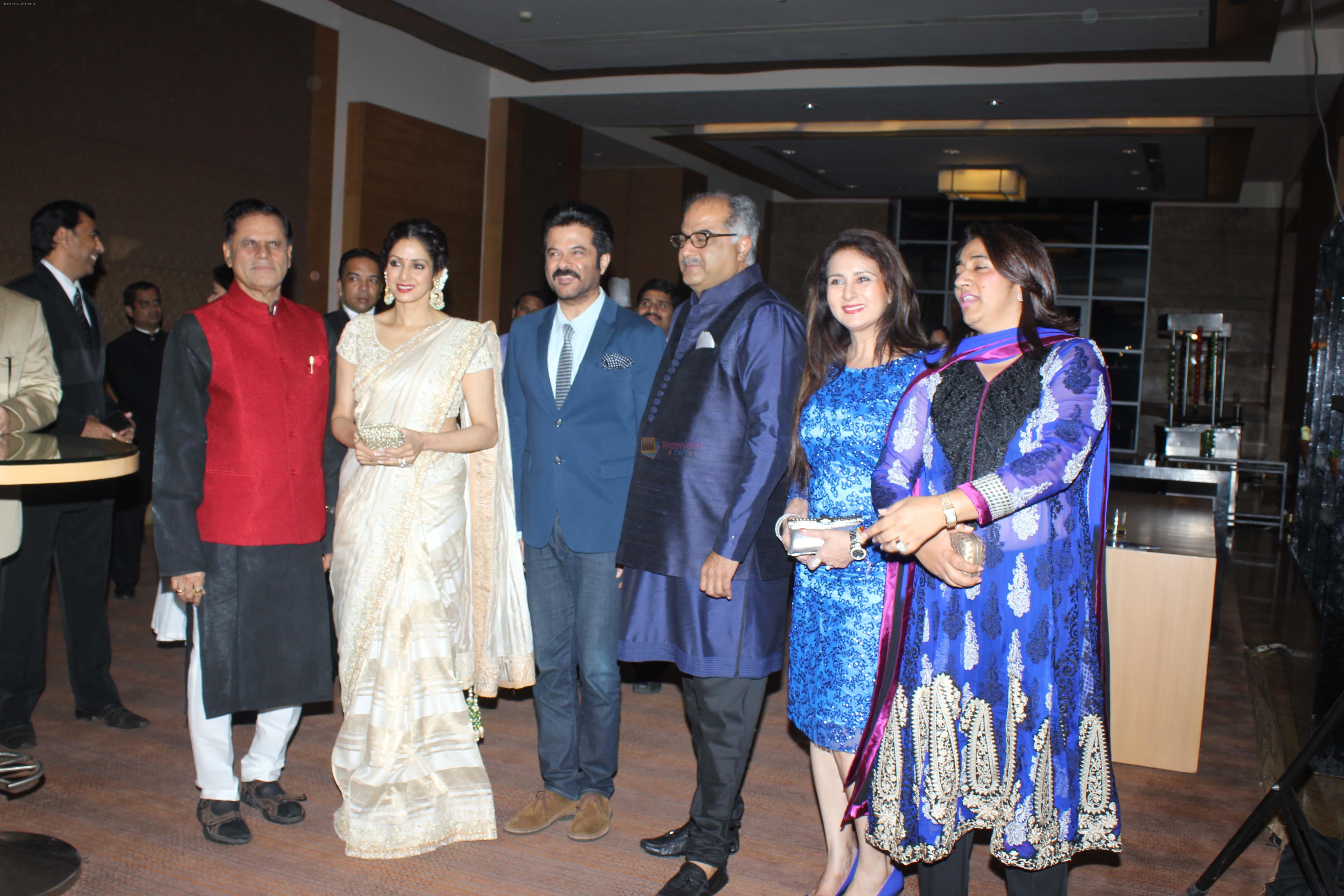 T Subbirami Reddy, Sri Devi, Anil Kapoor, Boney Kapoor, Poonam Dhillon, Anu Ranjan at Yash Chopra Memorial Awards in Mumbai on 19th Oct 2013