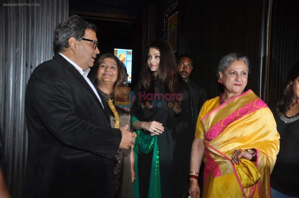 Aishwarya Rai Bachchan, Jaya Bachchan at Rehana Ghai's birthday bash in Mumbai on 24th Oct 2013