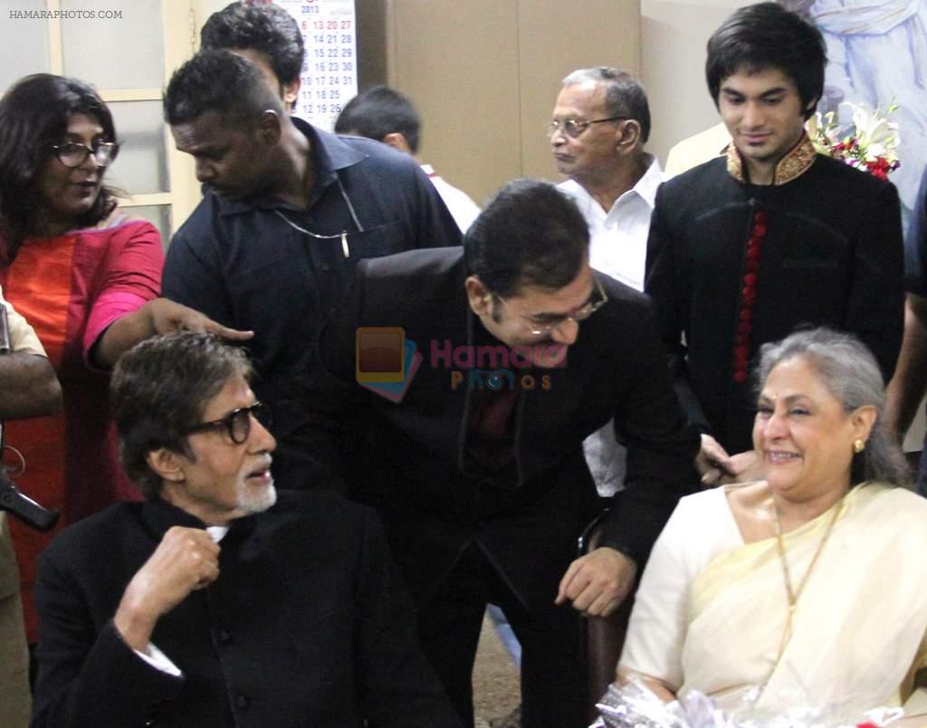 Amitabh Bachchan, Sudesh Bhosle, Jaya Bachchan & Siddhant Bhosle at Hridayotsav 71 in Mumbai on 26th Oct 2013