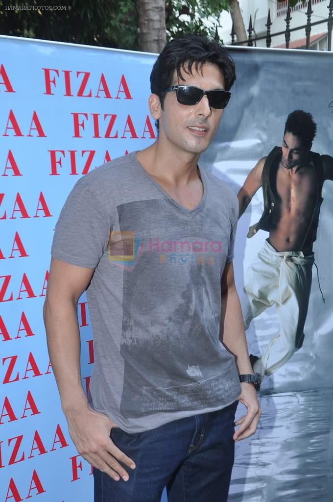 Zayed Khan at Shahid Aamir's collection launch in Juhu, Mumbai on 29th Oct 2013