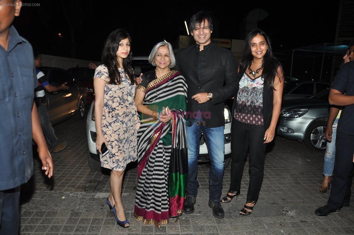 Vivek Oberoi, Priyanka Alva at Krrish 3 screening in Mumbai on 31st Oct 2013