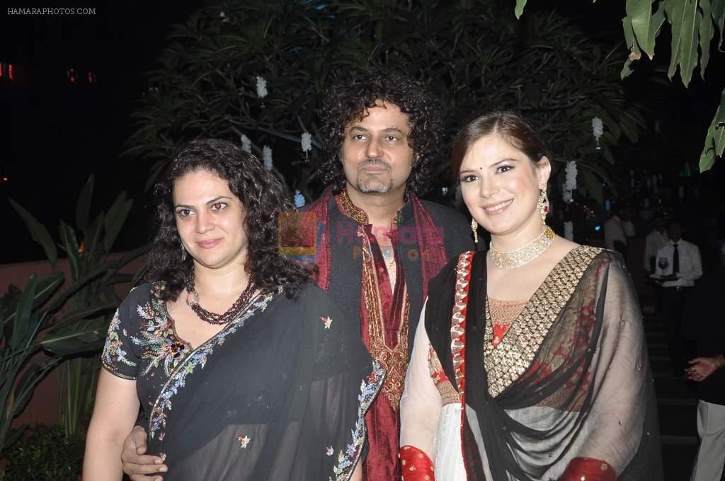 Urvashi Sharma at Sachiin Joshi & Urvashi Sharma's Diwali party in Powai, Mumbai on 2nd Nov 2013