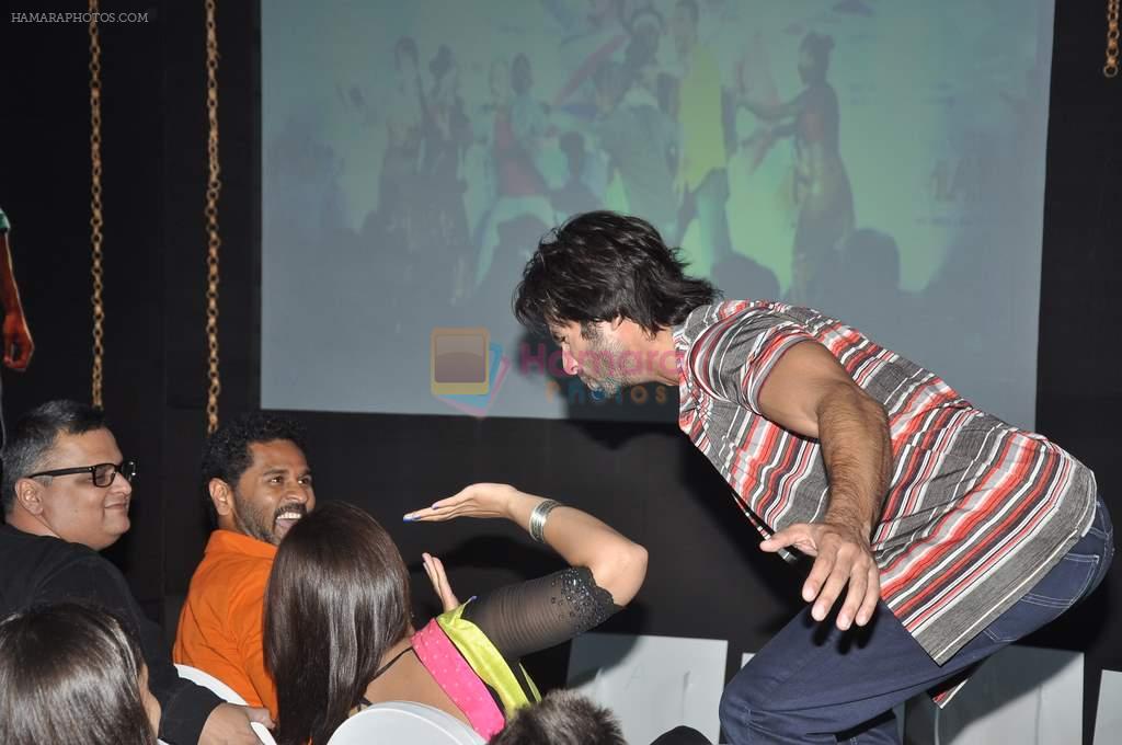 Sonakshi Sinha, Shahid Kapoor at R Rajkumar music launch in Mumbai on 6th Nov 2013