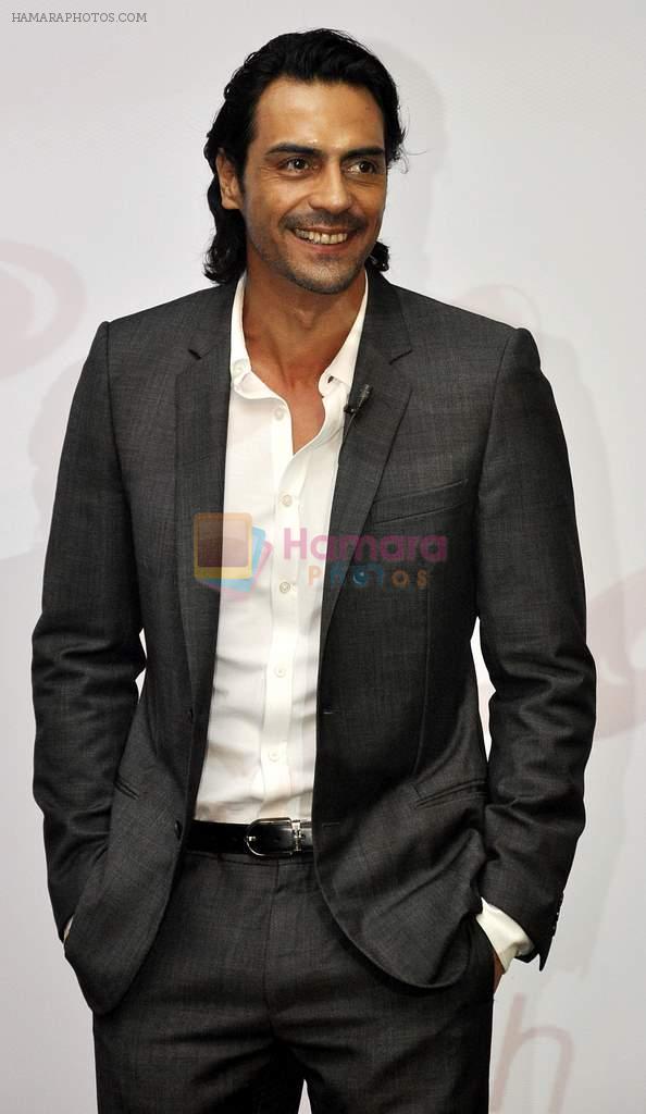 Arjun Rampal at the launch of Galaxy tablet Chocolate brand in Delhi on 7th Nov 2013