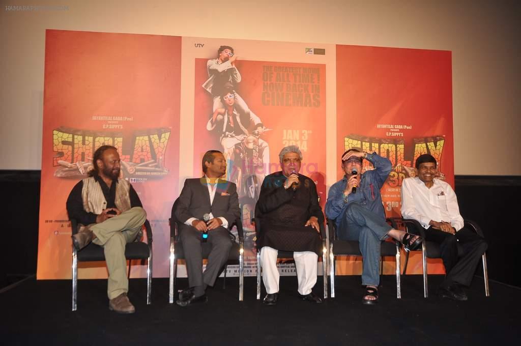 Javed Akhtar, Salim Khan, Ketan Mehta at Sholay 3D launch in PVR, Mumbai on 7th Nov 2013