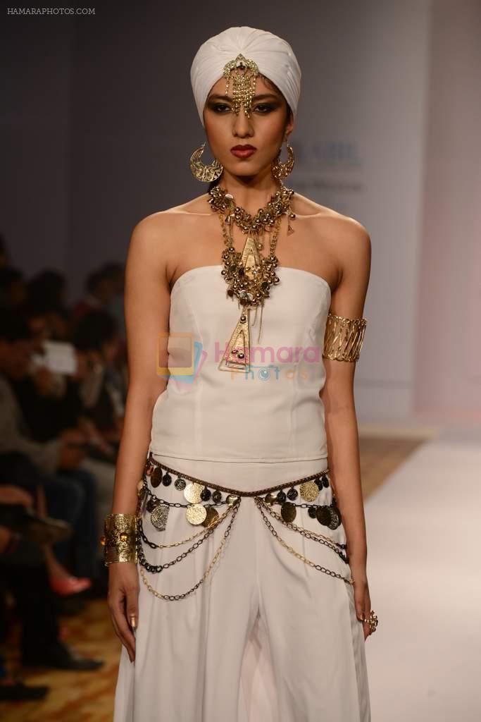 Model walks for Mona Shroff Show at ABIL Pune Fashion Week on 9th Nov 2013