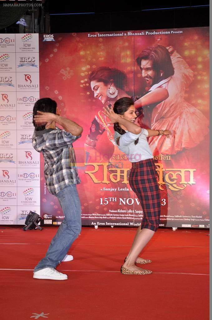 Deepika Padukone, Ranveer Singh at the Promotion of film Ram-Leela in Mumbai on 10th Nov 2013