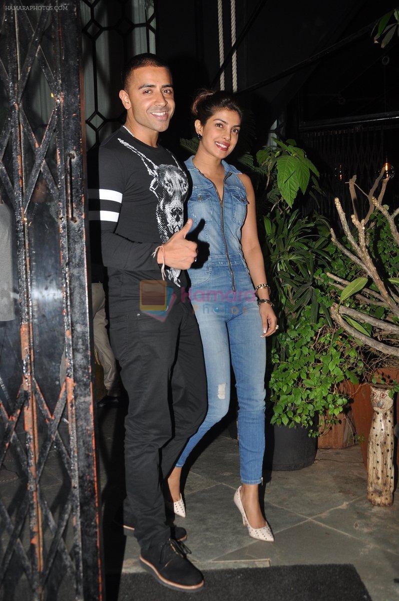 Priyanka Chopra snapped with singer Jay Sean in Mumbai on 13th Nov 2013