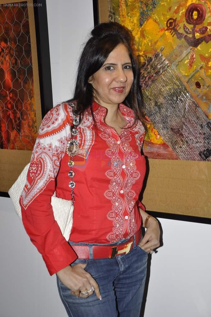 priyanka thakur at Brinda Miller's art showcase in Tao Art Gallery, Mumbai on 13th Nov 2013