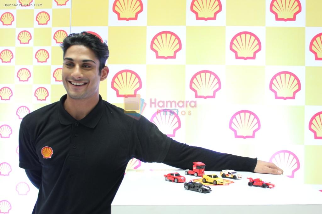 Prateik Babbar was in Bangalore to launch Shell's mini Ferrari collection on 14th Nov 2013