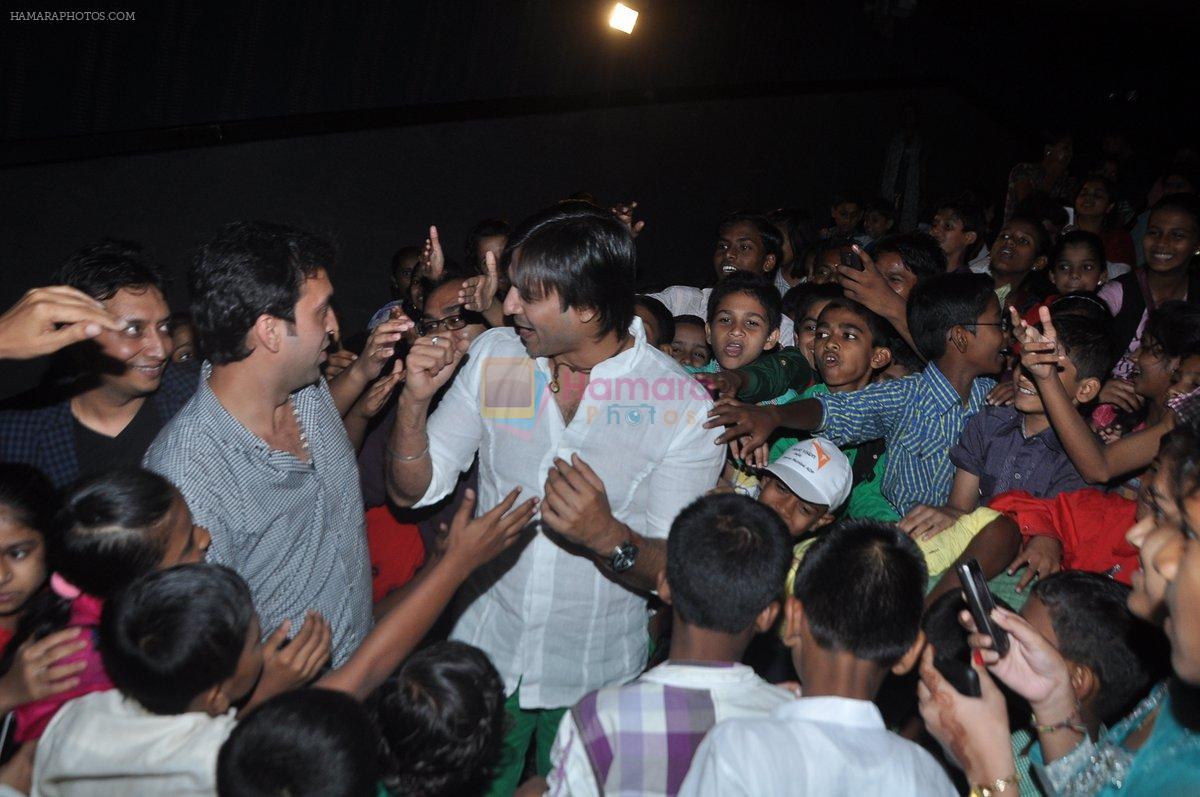 Vivek Oberoi at Krrish Special screening for Kids in Cinepolis, Mumbai on 28th Nov 2013