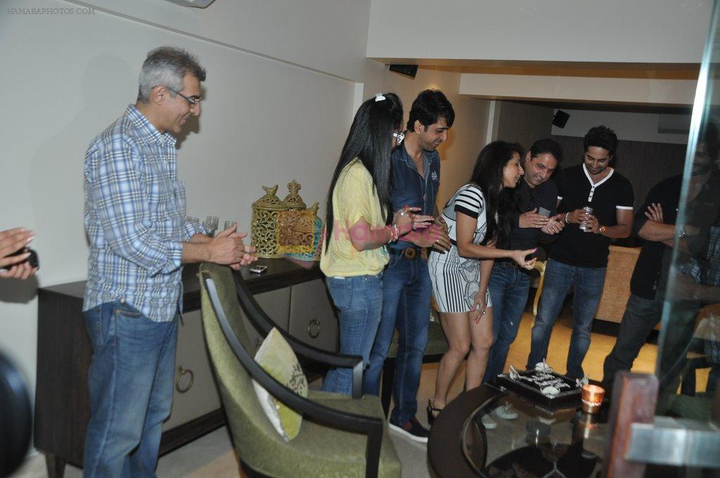Ayushman Khurana, Shahid Kapoor, Manyata Dutt, Krishika Lulla at R Rajkumar Screening in Juhu, Mumbai on 5th Dec 2013