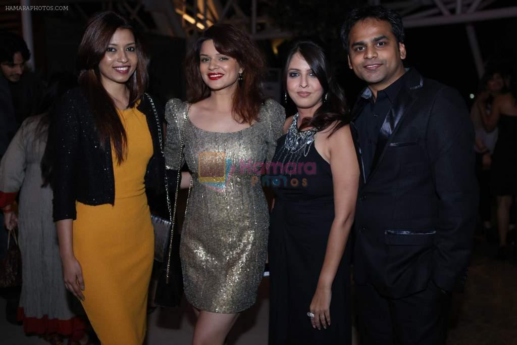 Vijay and Dolly Bhatter with Aashka Goradia and Friend at India Forums.com 10th anniversary bash in mumbai on 9th Dec 2013