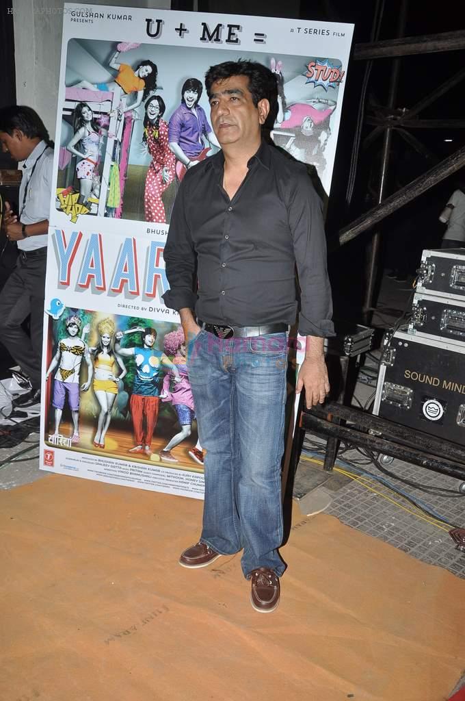 Kishan Kumar at Yaariyan Promotions in Mithibai College, Mumbai on 11th Dec 2013