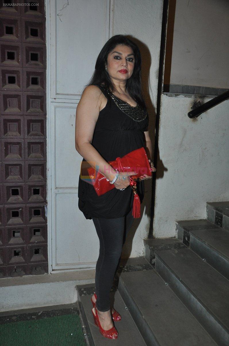 Kiran Juneja at Shiamak's Selcouth concert in Mumbai on 12th Dec 2013