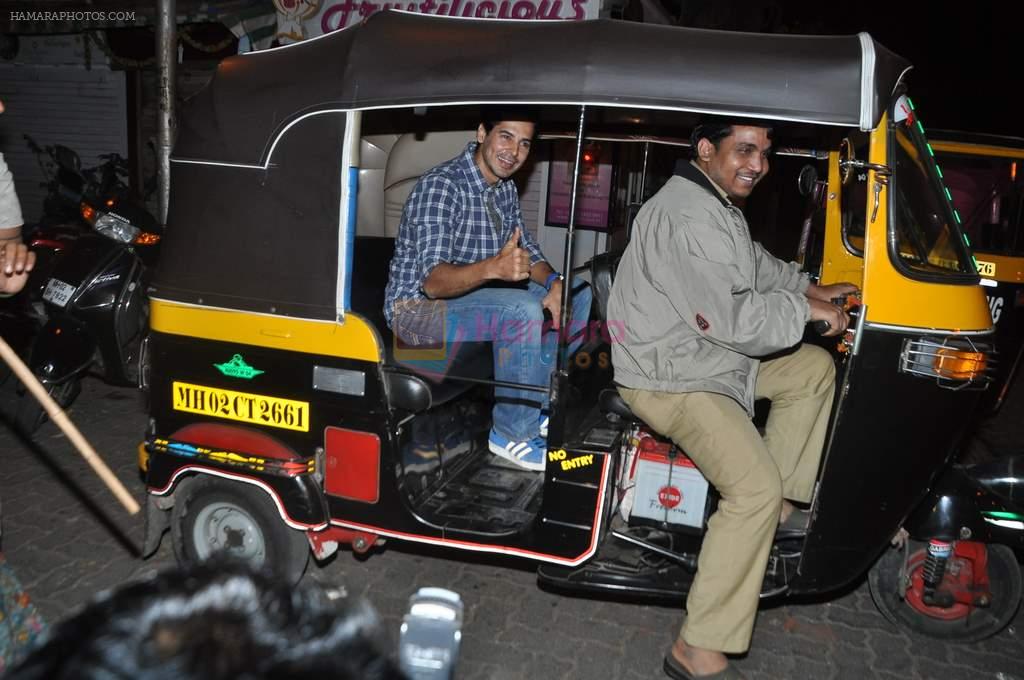 Dino Morea snapped at Olive on 12th Dec 2013