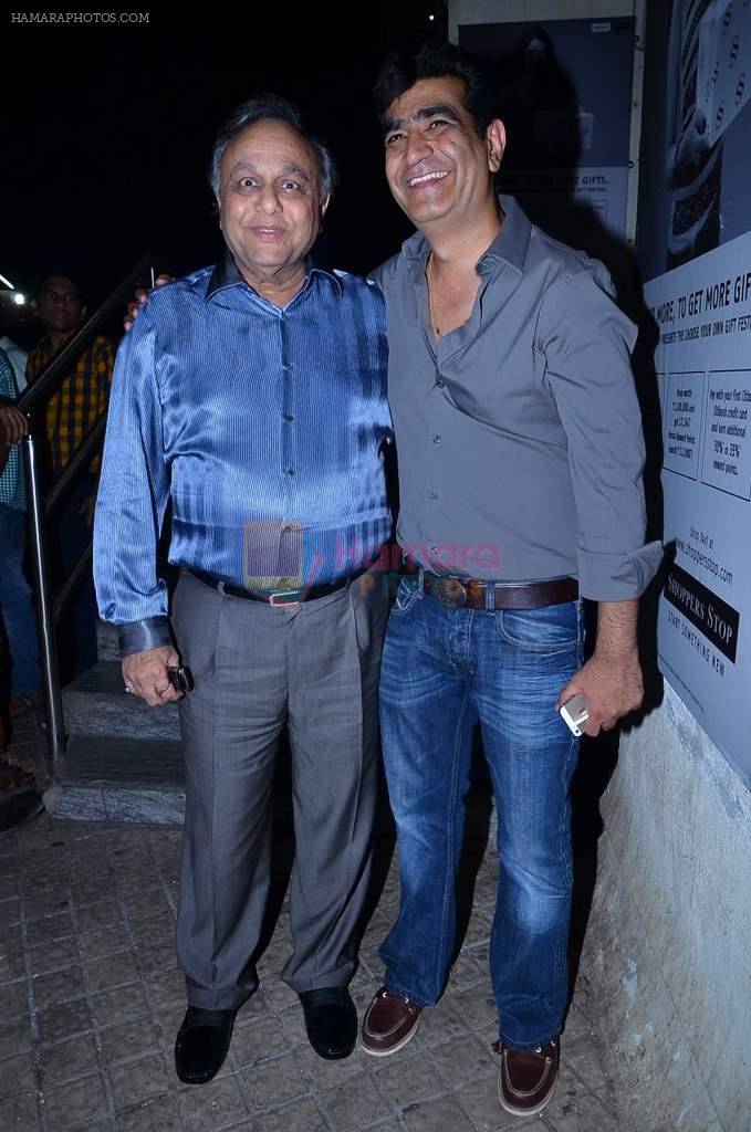 at Jackpot premiere in PVR, Mumbai on 12th Dec 2013