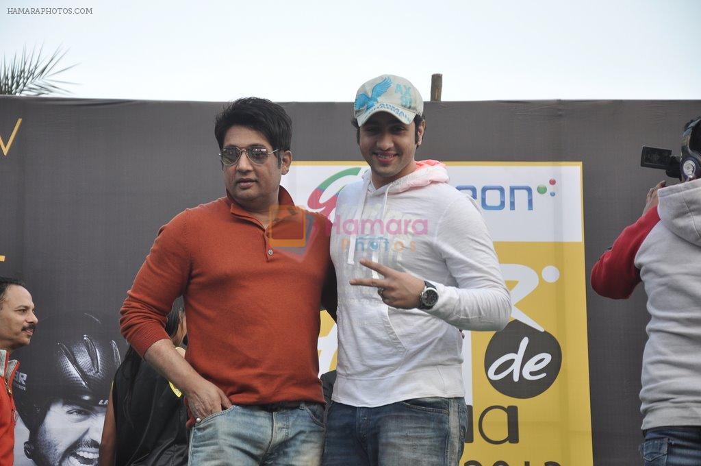 Adhyayan Suman, Shekhar Suman at Tour De india Marathon in Mumbai on 14th Dec 2013