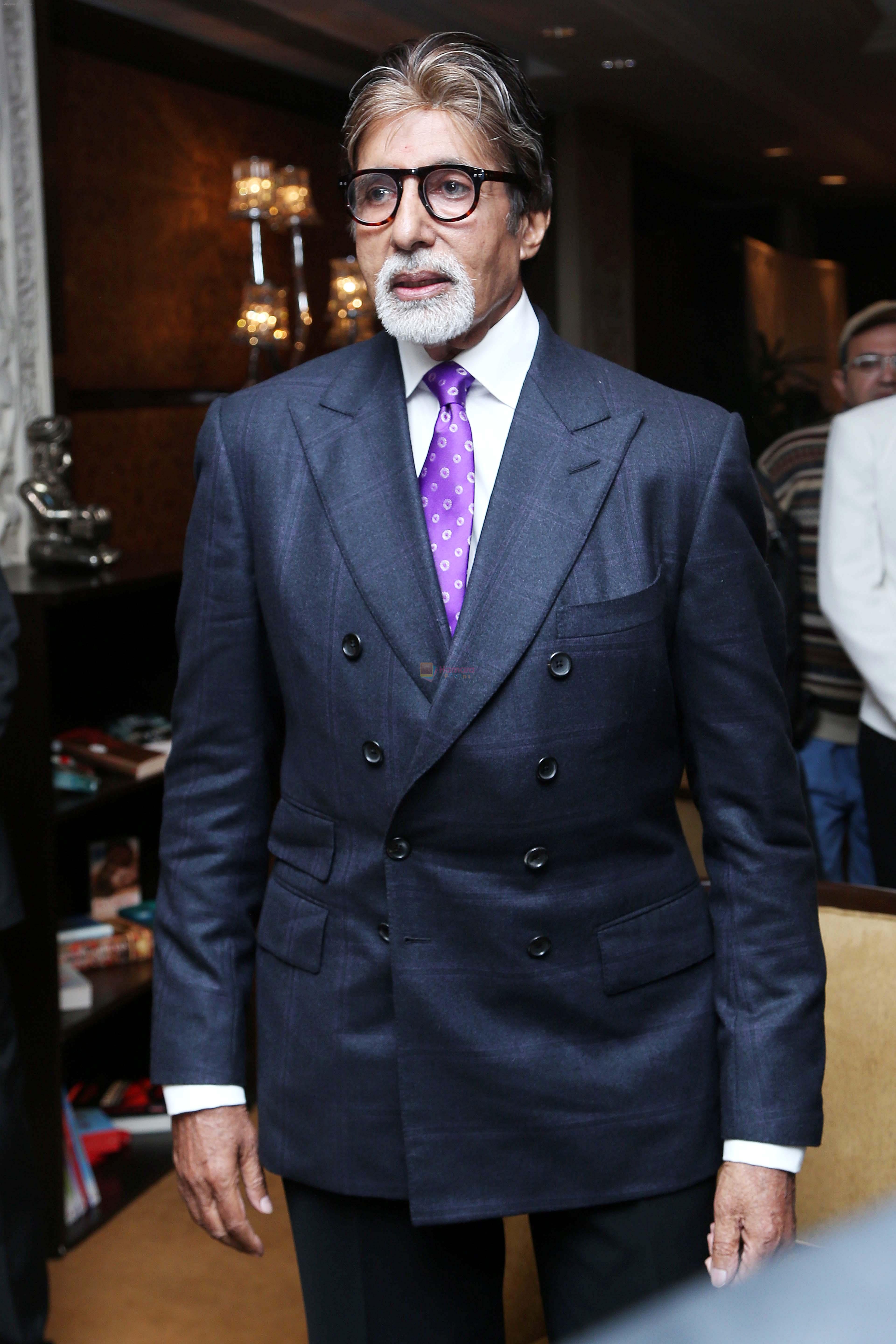 Amitabh Bachchan at NDTV solution Summit on 15th Dec 2013
