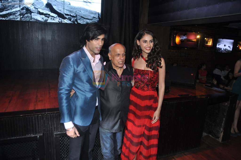 Mukesh Bhatt, Hasleen Kaur, Shiv Darshan at the Audio release of Karle Pyaar Karle in Hard Rock, Mumbai on 17th Dec 2013