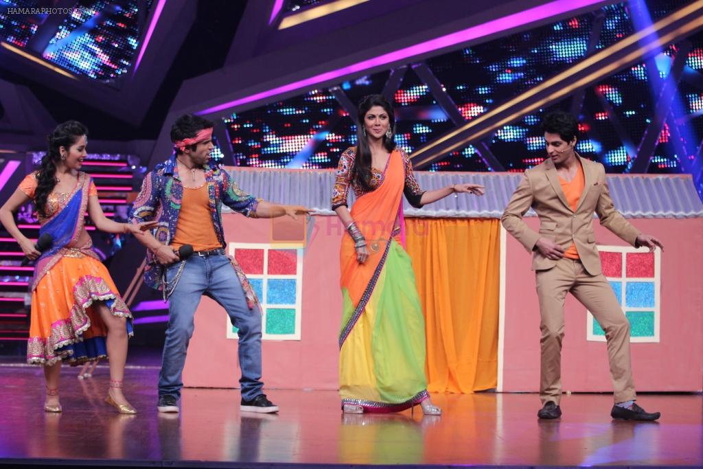 Asha and Rithvik look as Shilpa Shetty Kundra and Karan Wahi Shake-a-leg on Nach Baliye -6 Sat- Sun@ 9 pm on STAR Plus