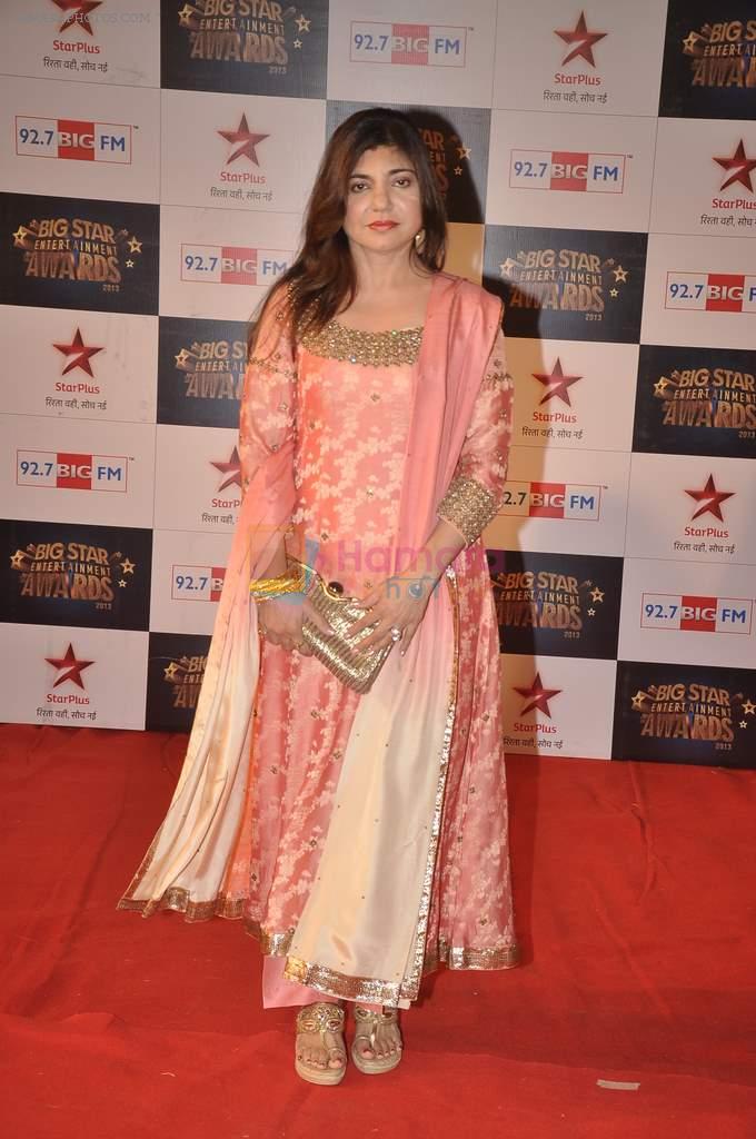 Alka Yagnik at Big Star Awards red carpet in Andheri, Mumbai on 18th Dec 2013