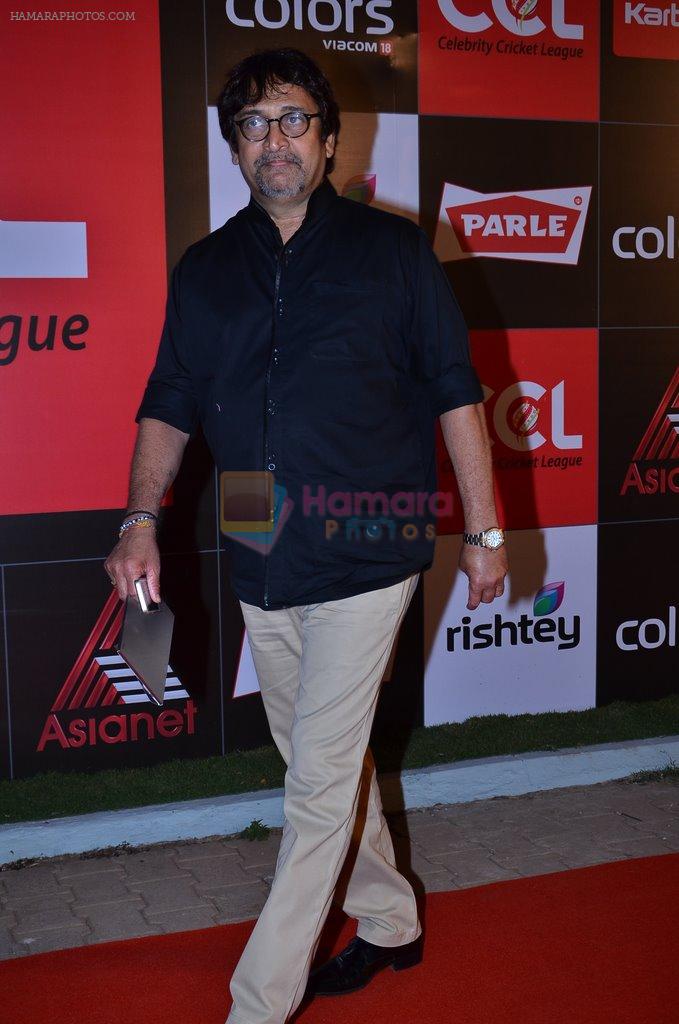 Mahesh Manjrekar at CCL new season red carpet in Grand Hyatt, Mumbai on 20th Dec 2013