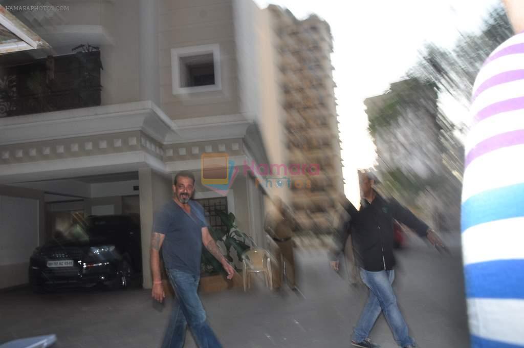 Sanjay Dutt back from jail in Mumbai on 21st Dec 2013