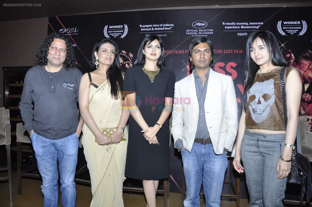 Nawazuddin Siddiqui, Zeena Bhatia, Anil George, Niharika Singh, Meneka Lalwani at the Promotion of film Miss Lovely in Aurus, Mumbai on 23rd Dec 2013