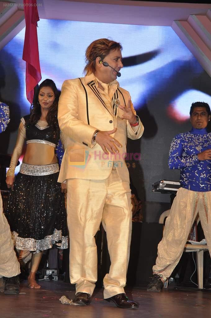 sukhwinder singh at Mulund Festival in Mumbai on 29th Dec 2013