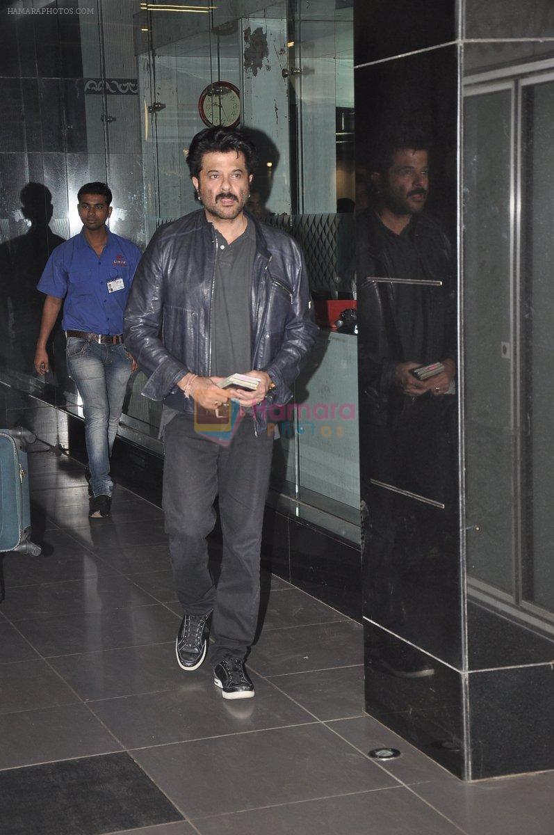 Anil Kapoor arrive back in Mumbai post new year celebrations in Mumbai on 2nd Jan 2014