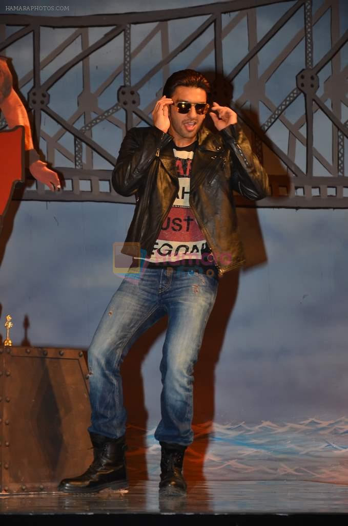 Ranveer Singh at Gunday music launch in Yashraj, Mumbai on 7th Jan 2014