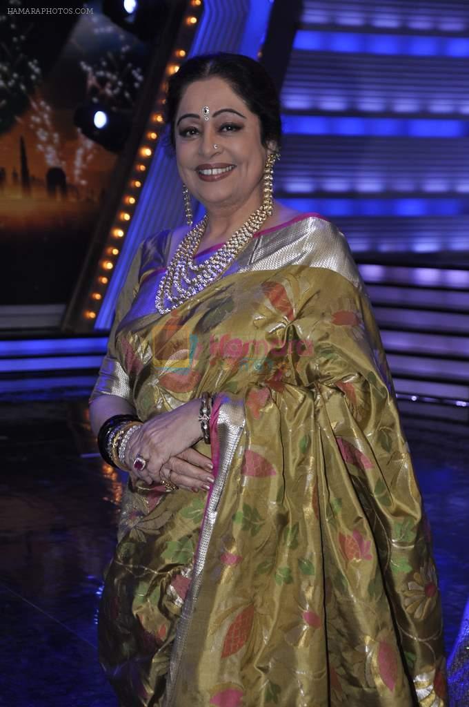 Kiron Kher at the Launch of India's Got Talent in Filmcity, Mumbai on 7th Jan 2014