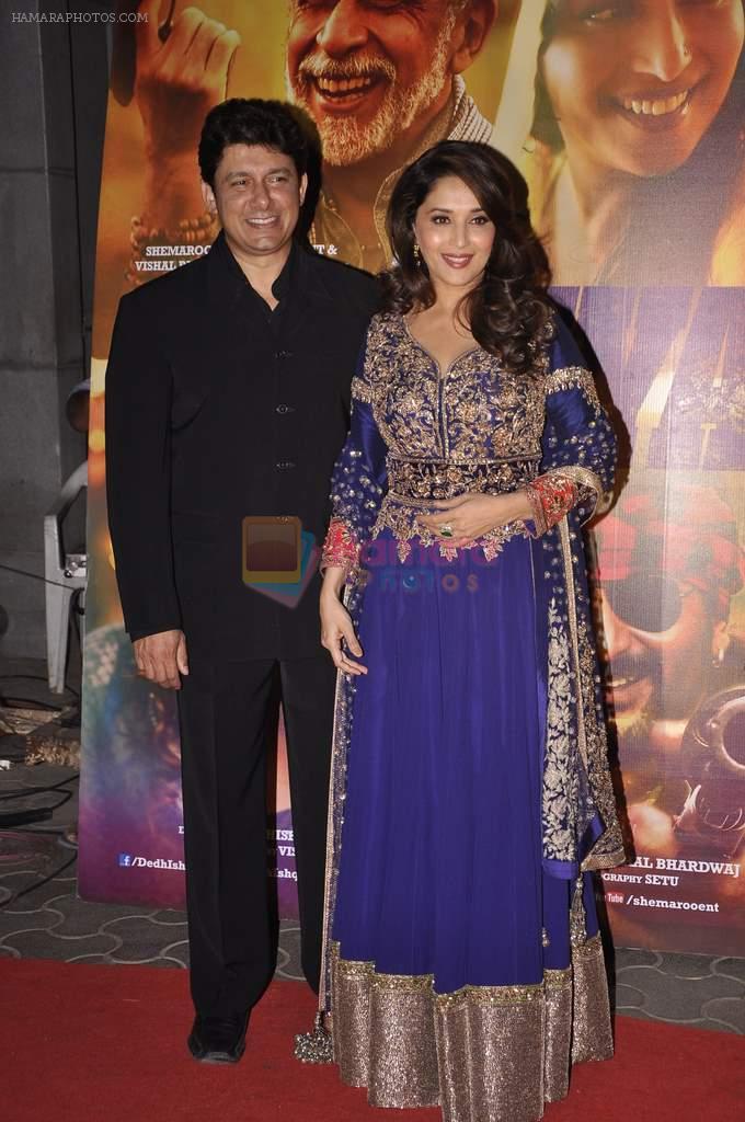 Madhuri Dixit at Dedh Ishqiya premiere in Cinemax, Mumbai on 9th Jan 2014