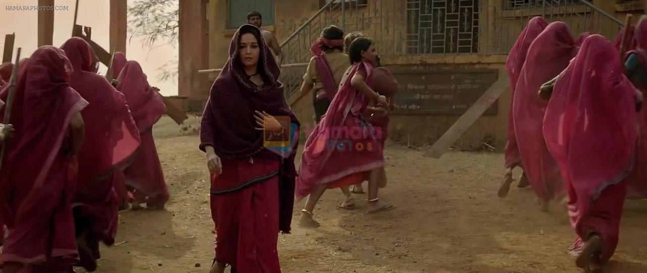 Madhuri Dixit in still from movie Gulaab Gang