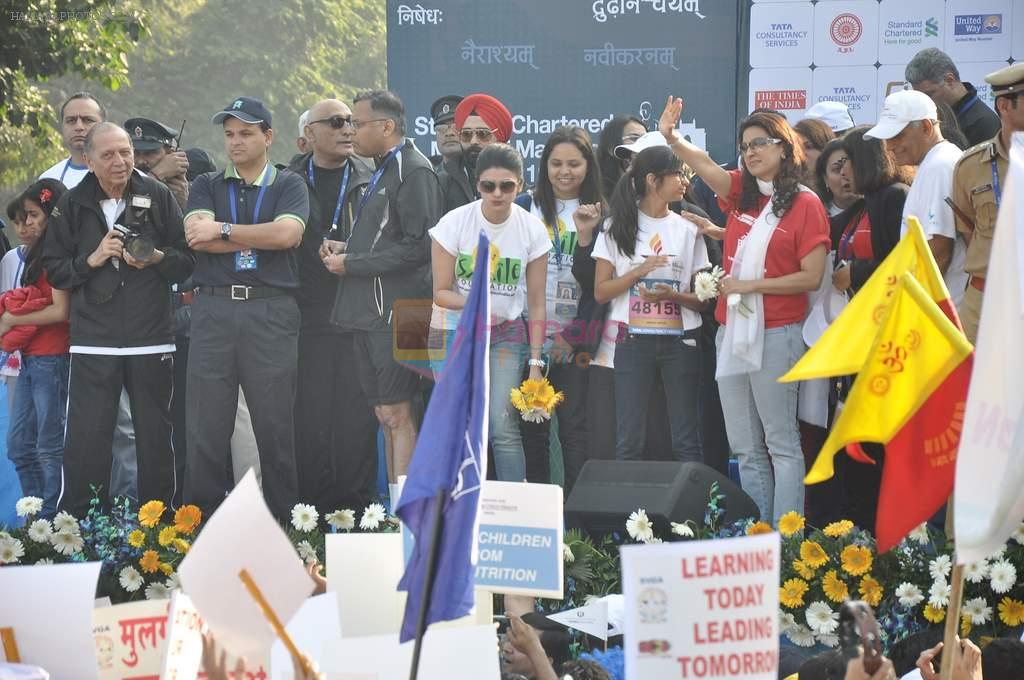 Prachi Desai at Standard Chartered Marathon in Mumbai on 19th Jan 2014