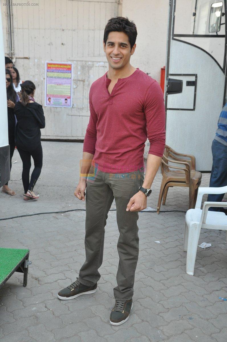 Sidharth Malhotra promote Hasee to Phasee in Mumbai on 19th Jan 2014