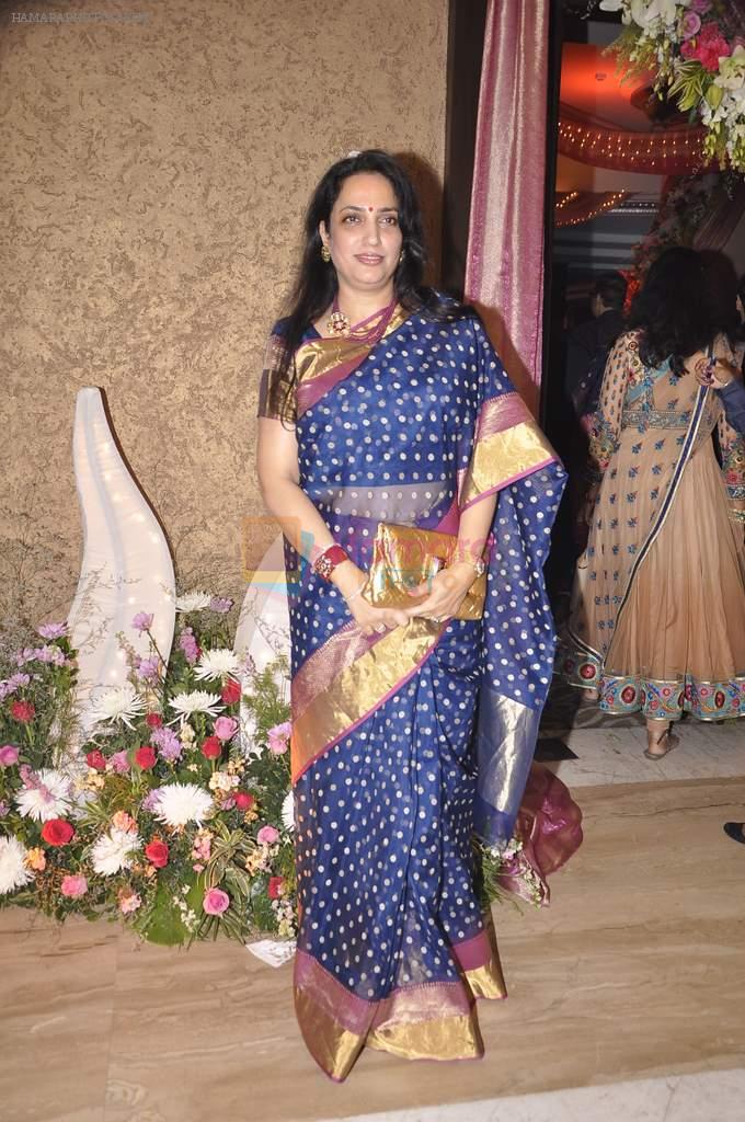 Rashmi Thackeray at Rohan Palshetkar's wedding reception in Mayfair, Mumbai on 20th Jan 2014