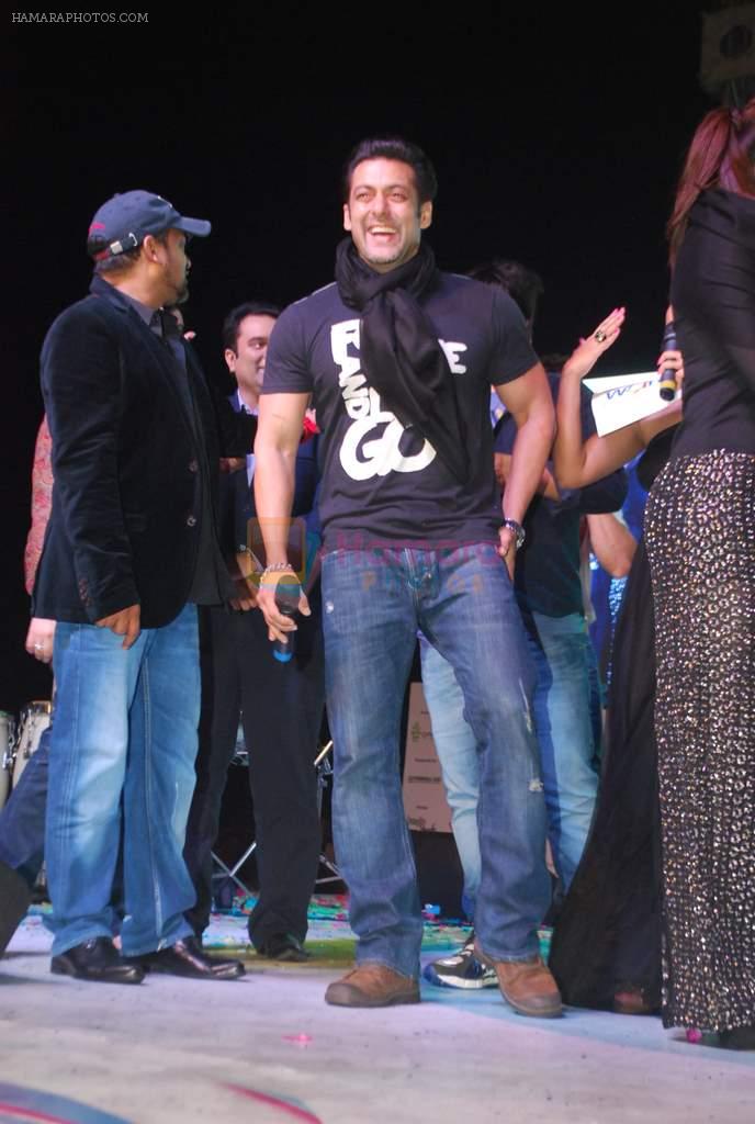 Salman Khan at worli fest in Mumbai on 24th Jan 2014