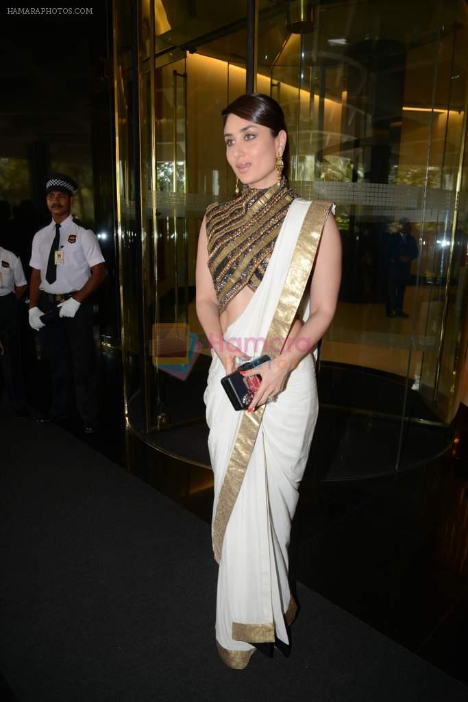 Kareena Kapoor snapped as she goes for an exclusive lunch hosted by Chhaya Momaya in honour oF FIRST LADY OF fRANCE Valerie Trierweiler in Mumbai on 27th Jan 2014