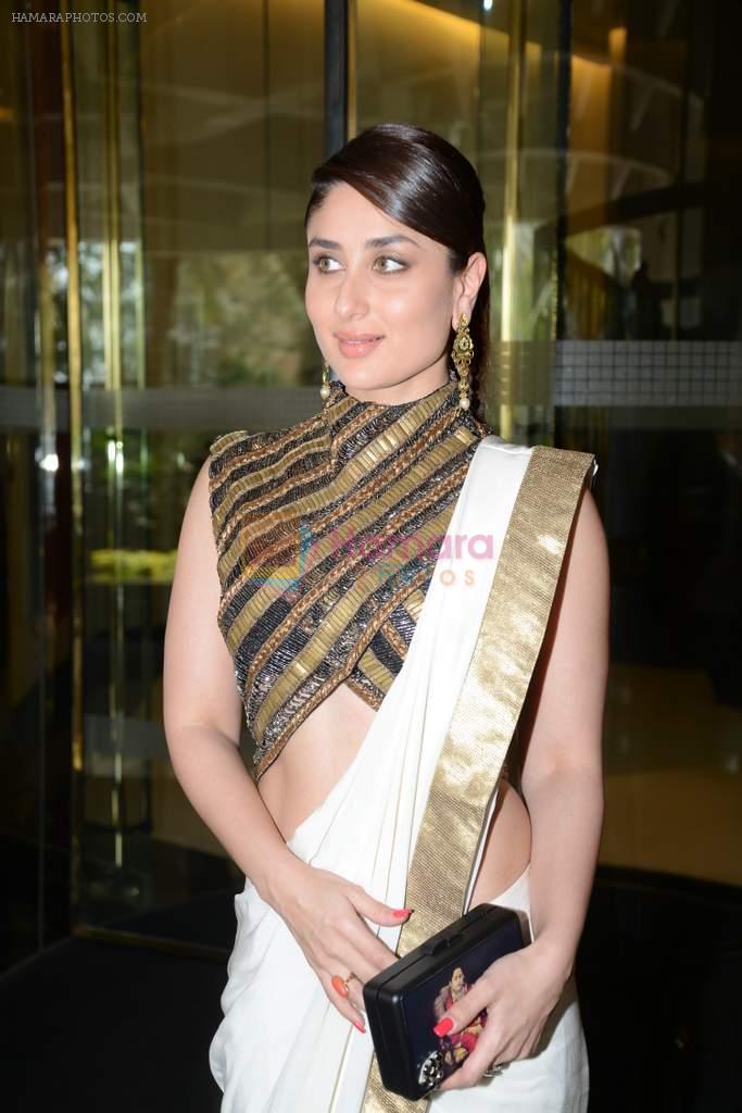 Kareena Kapoor snapped as she goes for an exclusive lunch hosted by Chhaya Momaya in honour oF FIRST LADY OF fRANCE Valerie Trierweiler in Mumbai on 27th Jan 2014