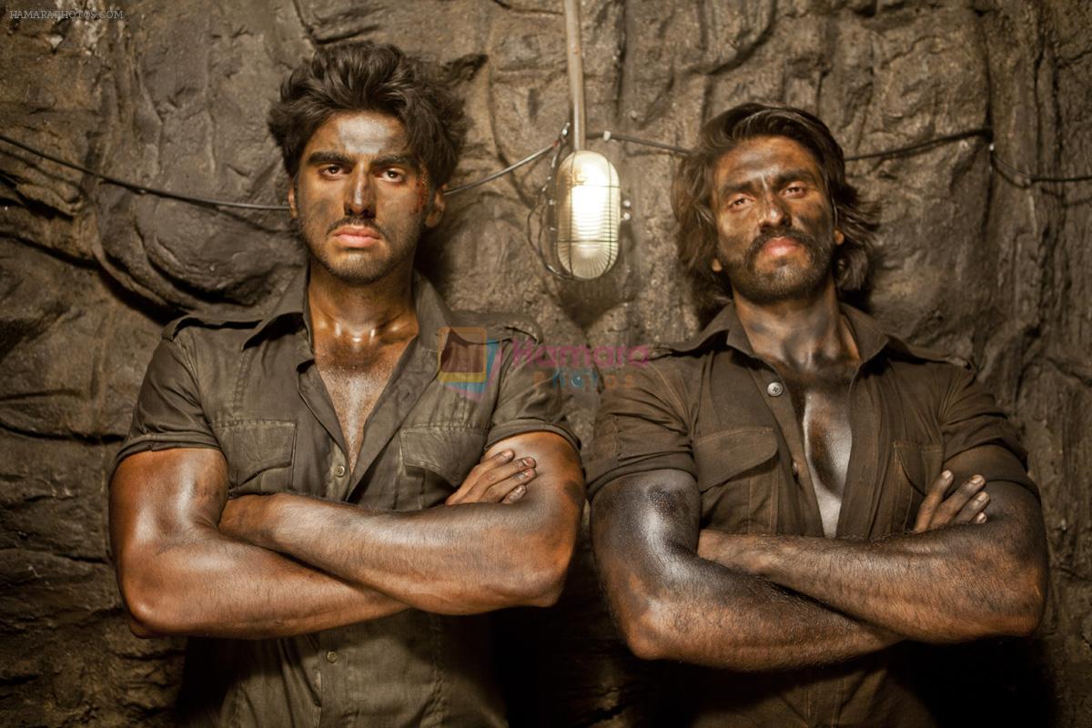 Arjun Kapoor and Ranveer Sing in Gunday