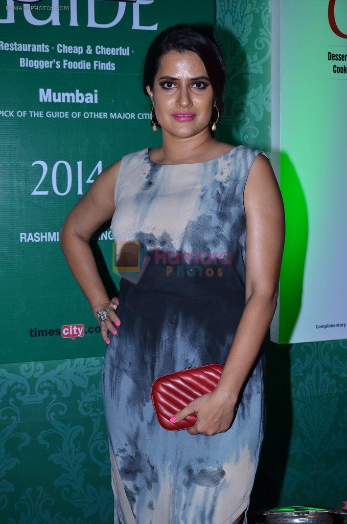 Sona Mohapatra at Times Good Food Awards red carpet in ITC, Parel, Mumbai on 30th Jan 2014