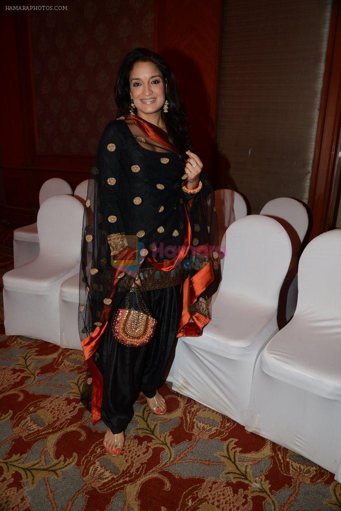 Sandhya Mridul at Siddharth Kannan's wedding reception with Neha in Mumbai on 4th Feb 2014
