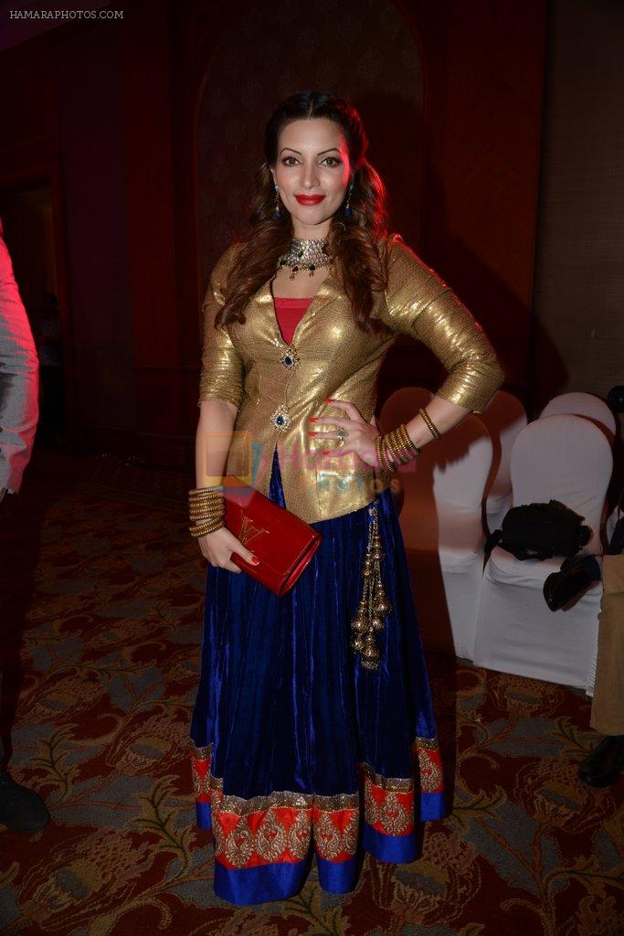 Shama Sikander at Siddharth Kannan's wedding reception with Neha in Mumbai on 4th Feb 2014