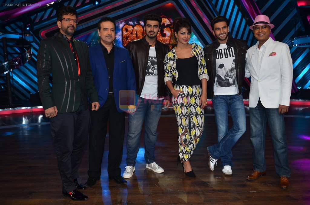 Priyanka Chopra, Arjun Kapoor, Ranveer Singh, Javed Jaffrey, Ravi Behl, Naved Jaffrey at gunday promotions on the sets of Boogie Woogie in Malad, Mumbai on 6th Feb 2014 (97