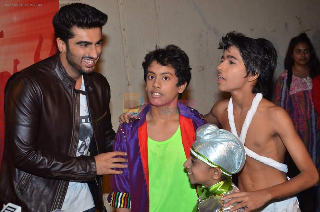 Arjun Kapoor at gunday promotions on the sets of Boogie Woogie in Malad, Mumbai on 6th Feb 2014