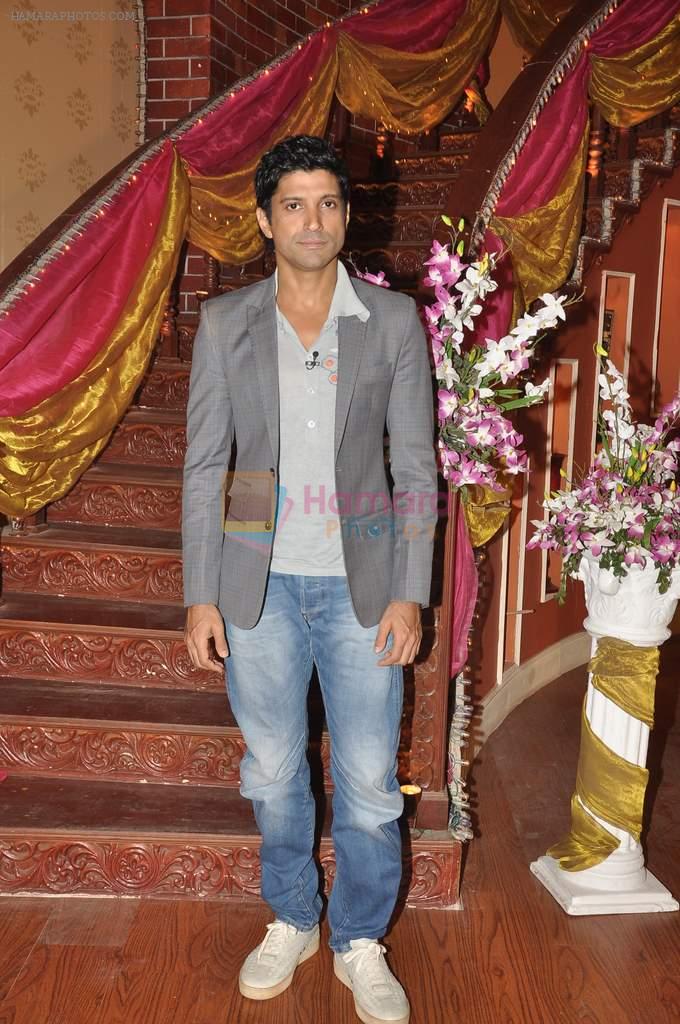 Farhan Akhtar promote Shaadi Ke Side Effects on the sets of Comedy Nights with Kapil in Filmcity, Mumbai on 11th Feb 2014