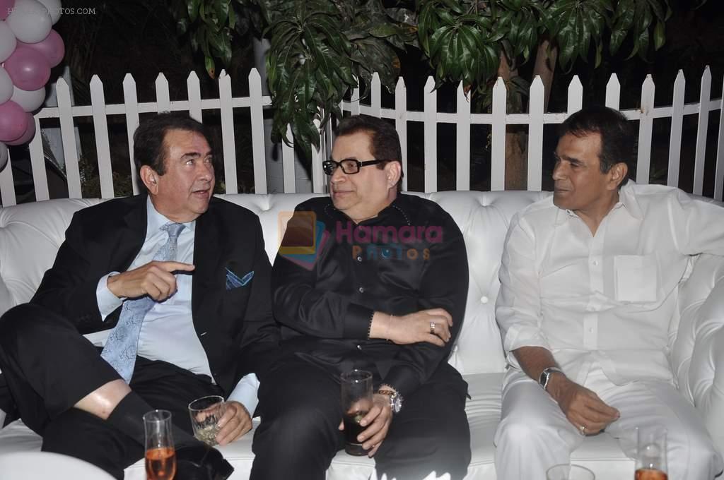 Randhir Kapoor, Ramesh Taurani, Abbas Mastan at Ameesha Patel's Desi Magic completion party in Villa 69, Mumbai on 14th Feb 2014